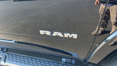 2022 RAM 3500 Laramie Crew Cab 4x4 6'4' Box